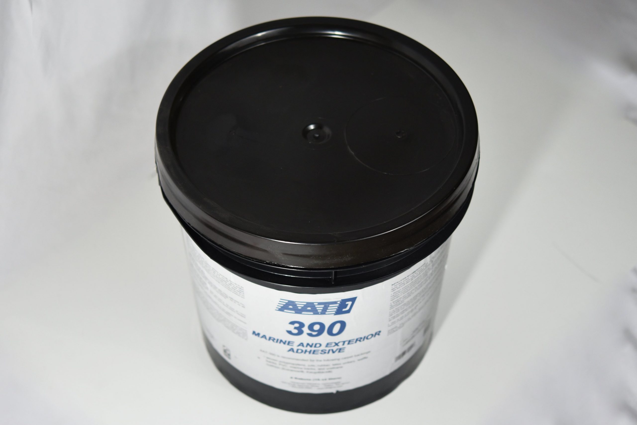 Flooring Adhesive - AAT 390 Adhesive Glue  4 Gallon